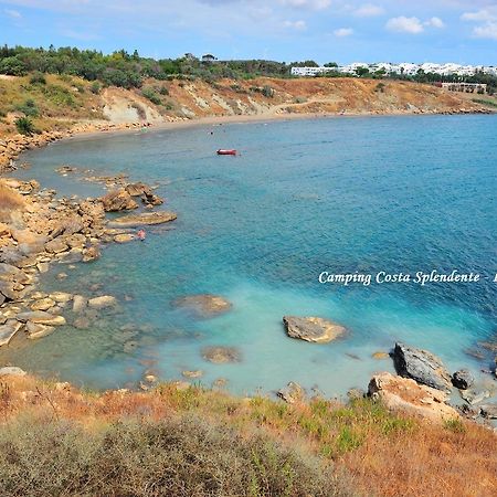 Отель Camping Costa Splendente Sul Mare Ле-Кастелла Экстерьер фото